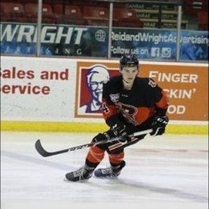 Meet your Posher, Shea